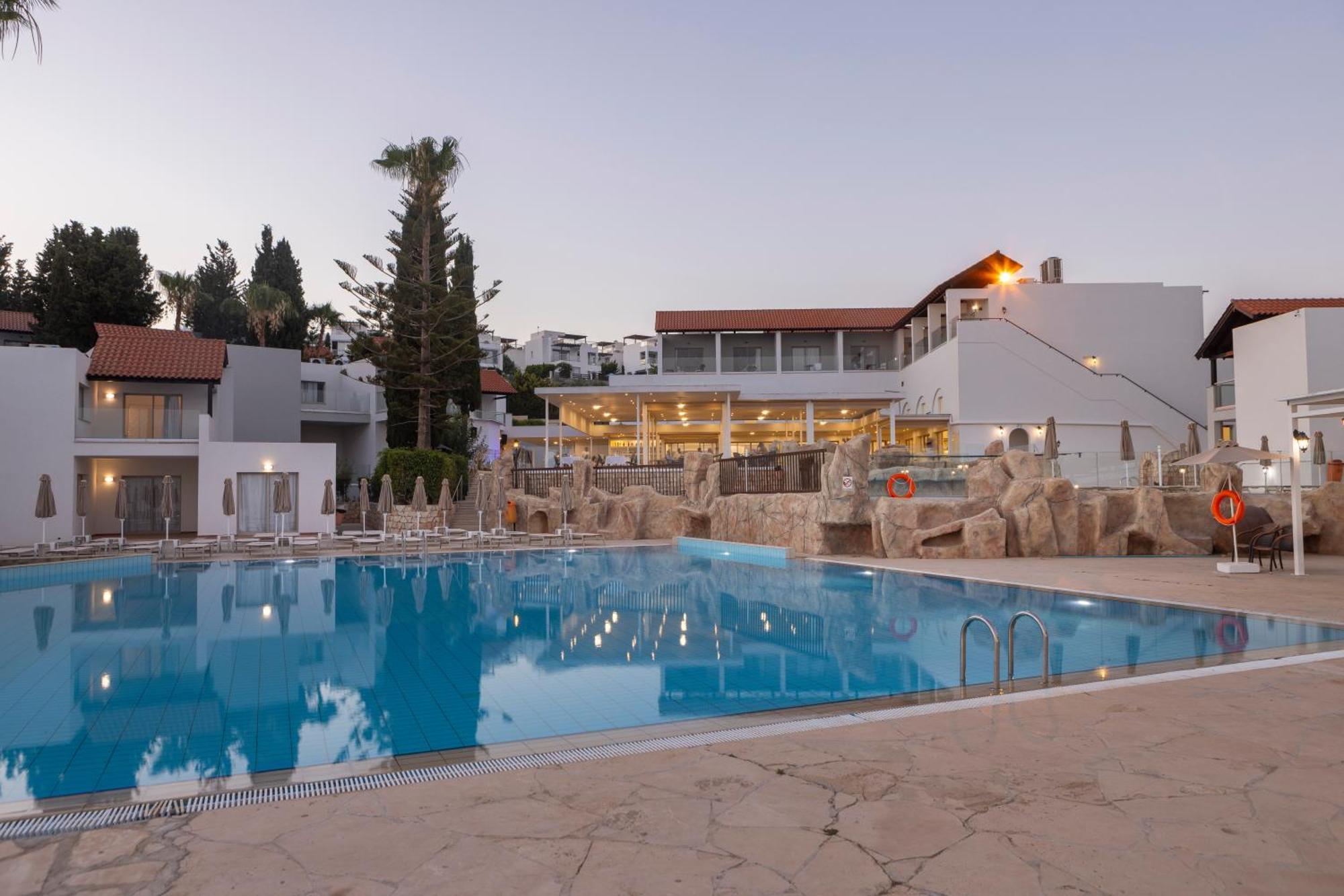 Kapetanios Aqua Resort Coral Bay Extérieur photo